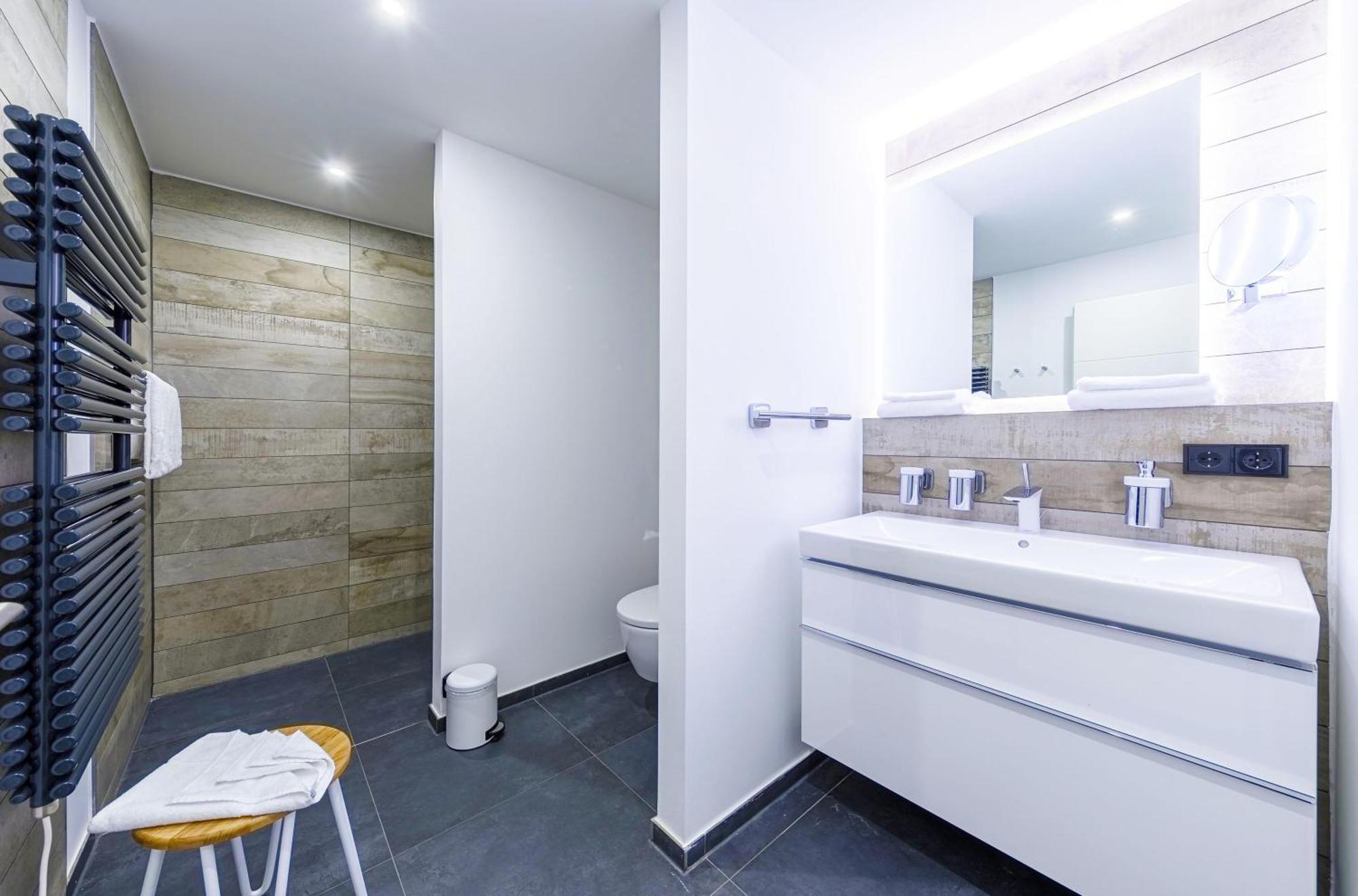Appartement Achterndieck In Der Alten Seefahrtschule *